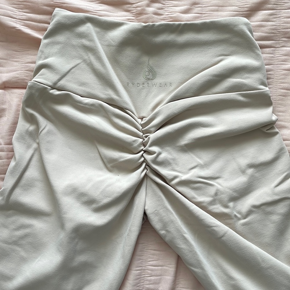 RYDERWEAR leggings
